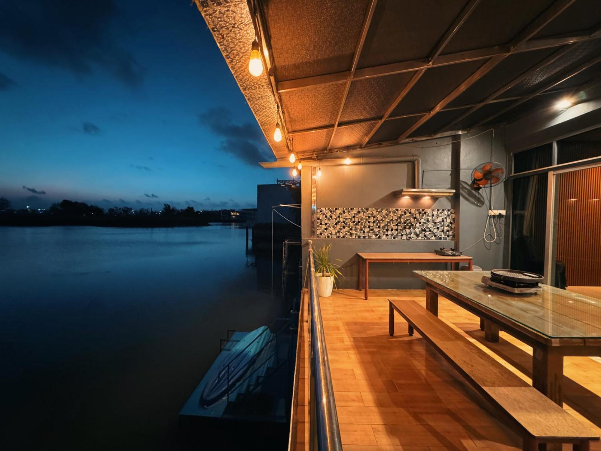 Canoe And Fishing , Free Pickup Villa Batam Ngoại thất bức ảnh